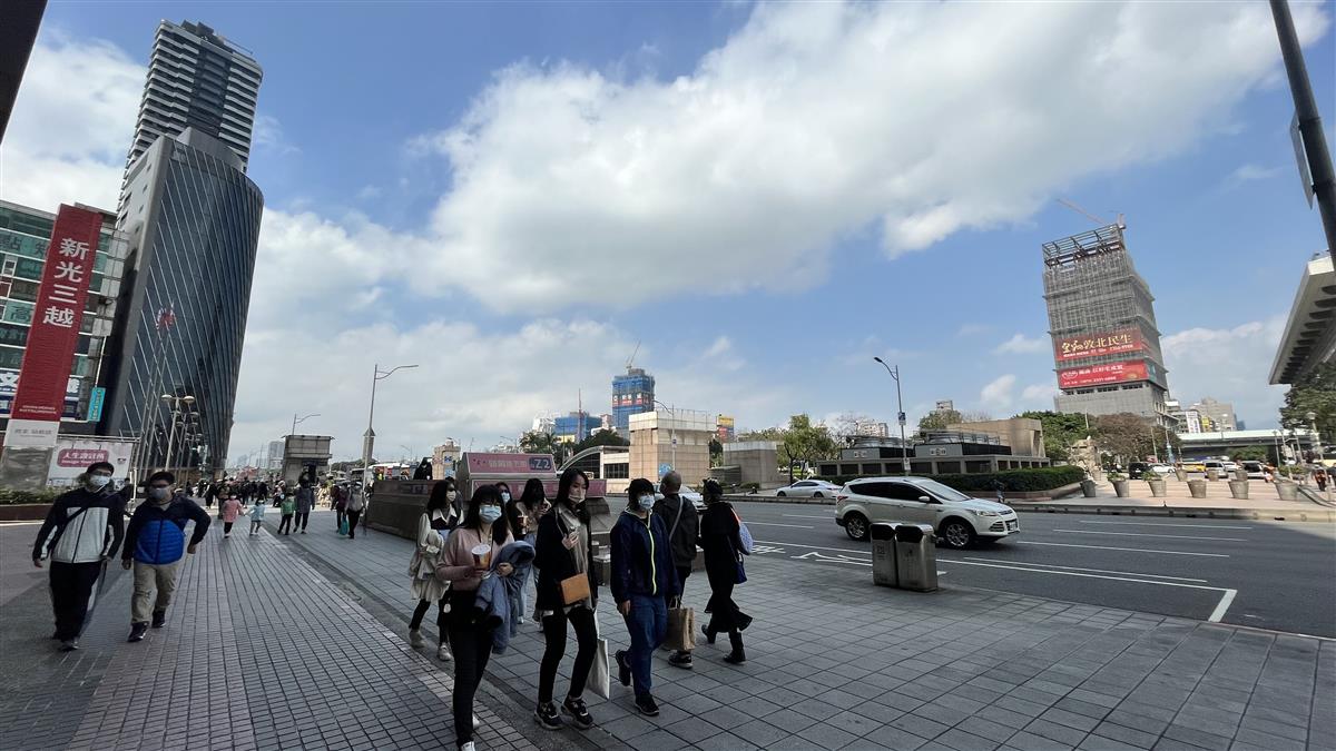 邊打房邊助攻　房價下跌夢得到看不到