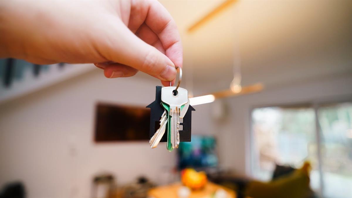 家有2房在收租被稱「富二代」 他曝每月收支嘆：溫飽而已